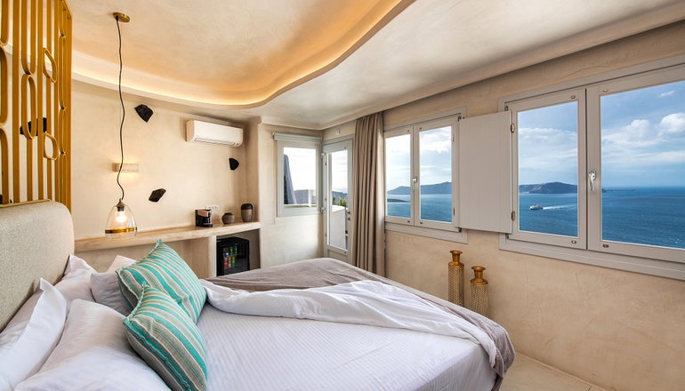 5* Athina Luxury Suites